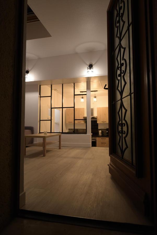 Cosy Appartement Hyper Centre Ville Avec Cour + Patio Auxerre Luaran gambar