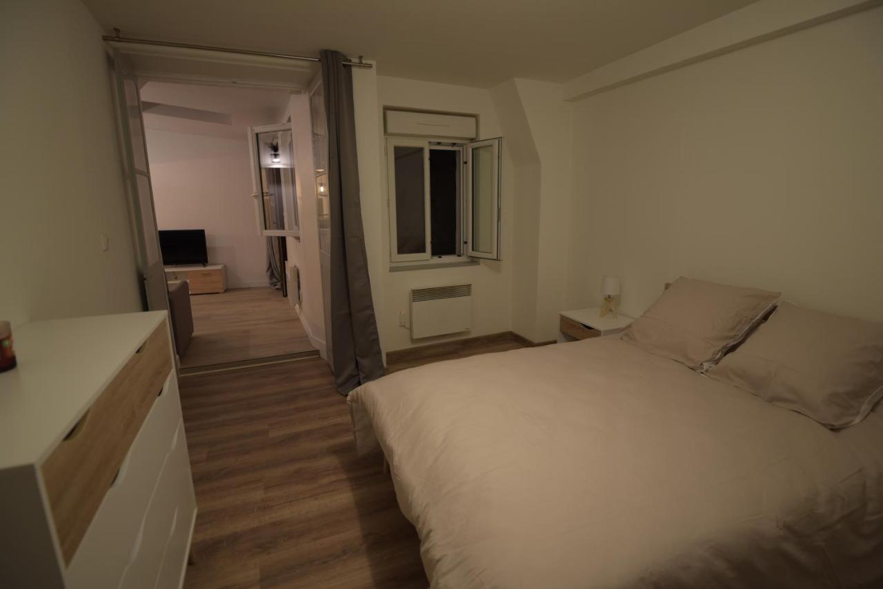 Cosy Appartement Hyper Centre Ville Avec Cour + Patio Auxerre Luaran gambar